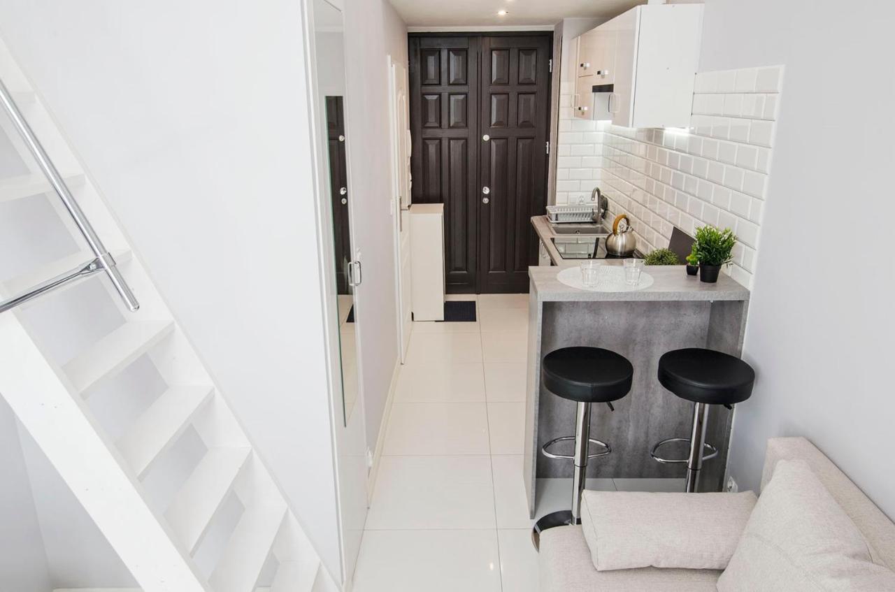 Stylish Apartments Near The Cinematography Museum Лодзь Экстерьер фото